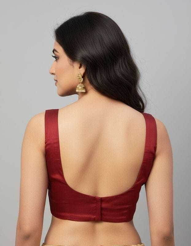 Basic Sleeveless Blouse